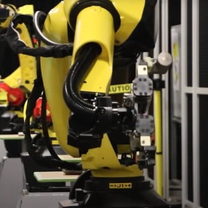 Robotic automation benefits your machine operators with safety and efficiency.